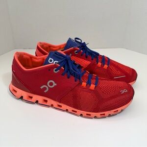 On Cloud running shoes - Sz 10